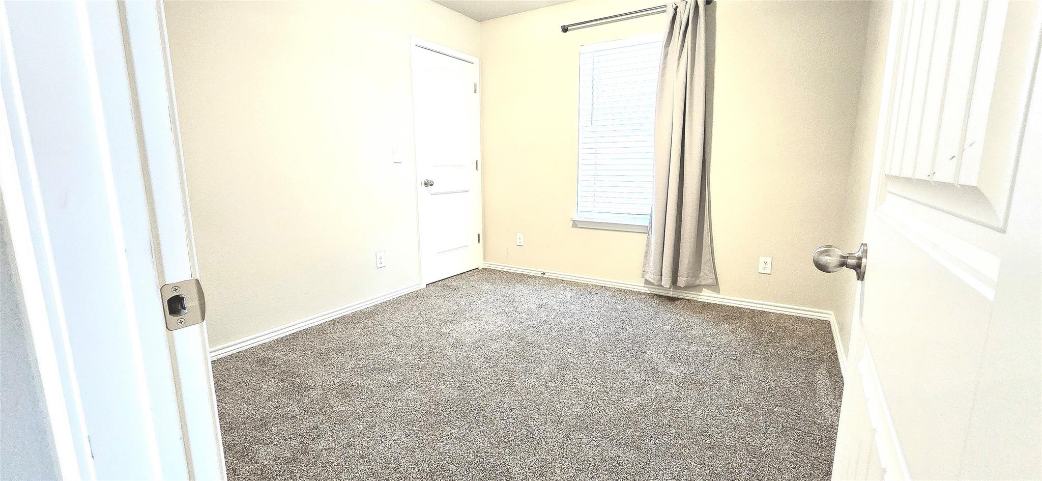 136 Mike Warner Dr, Burnet, TX 78611