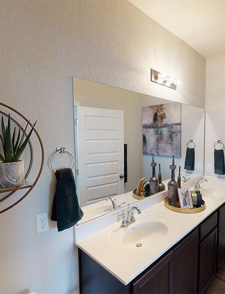 8111 Springsteen Dr, Austin, TX 78744