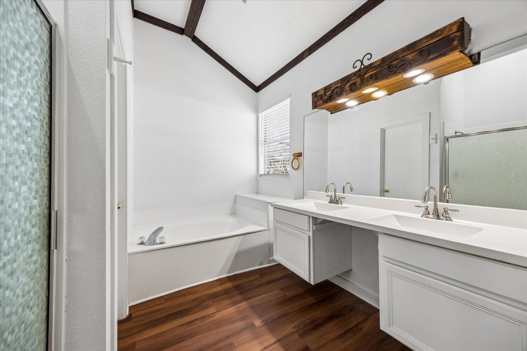 6502 Bramber Ln, Austin, TX 78754