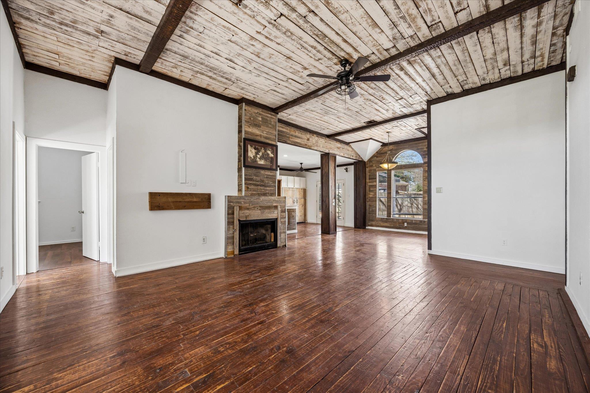 6502 Bramber Ln, Austin, TX 78754