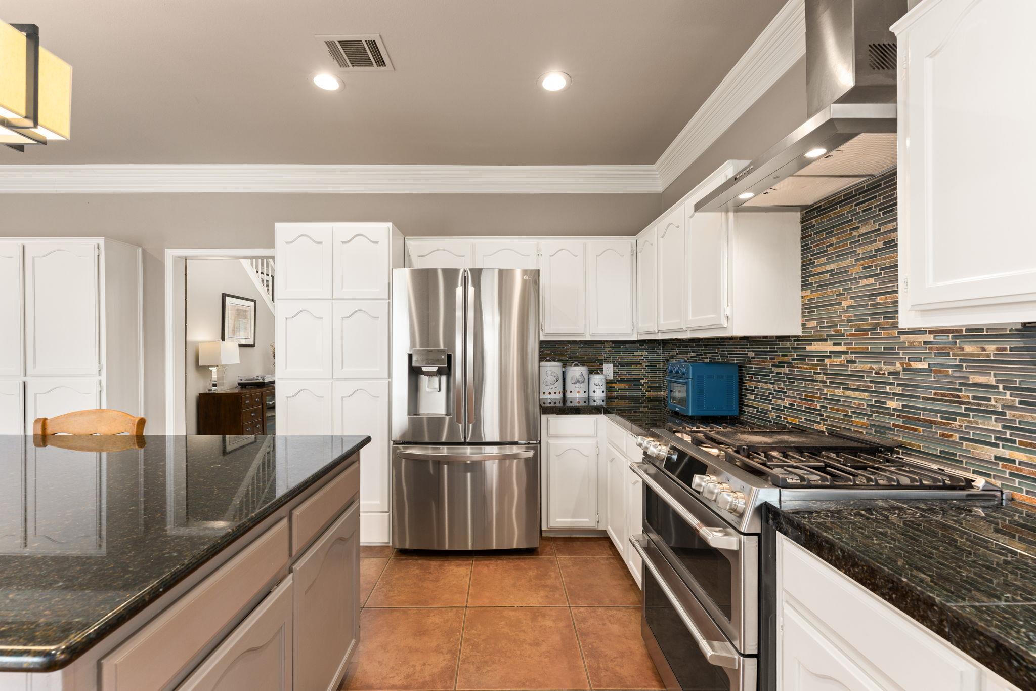 6711 Lakewood Point Cv, Austin, TX 78750