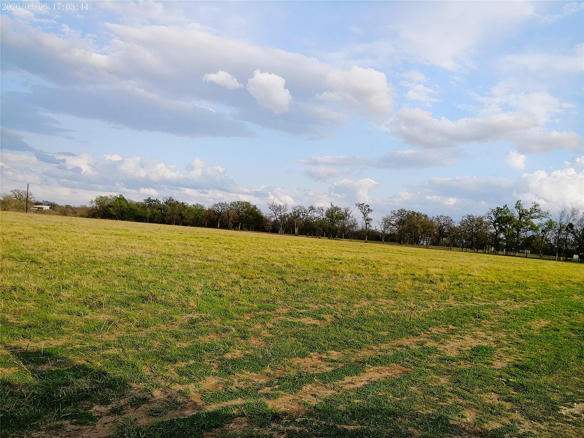 1042 Los Ranchitos Rd, Cameron, TX 76520