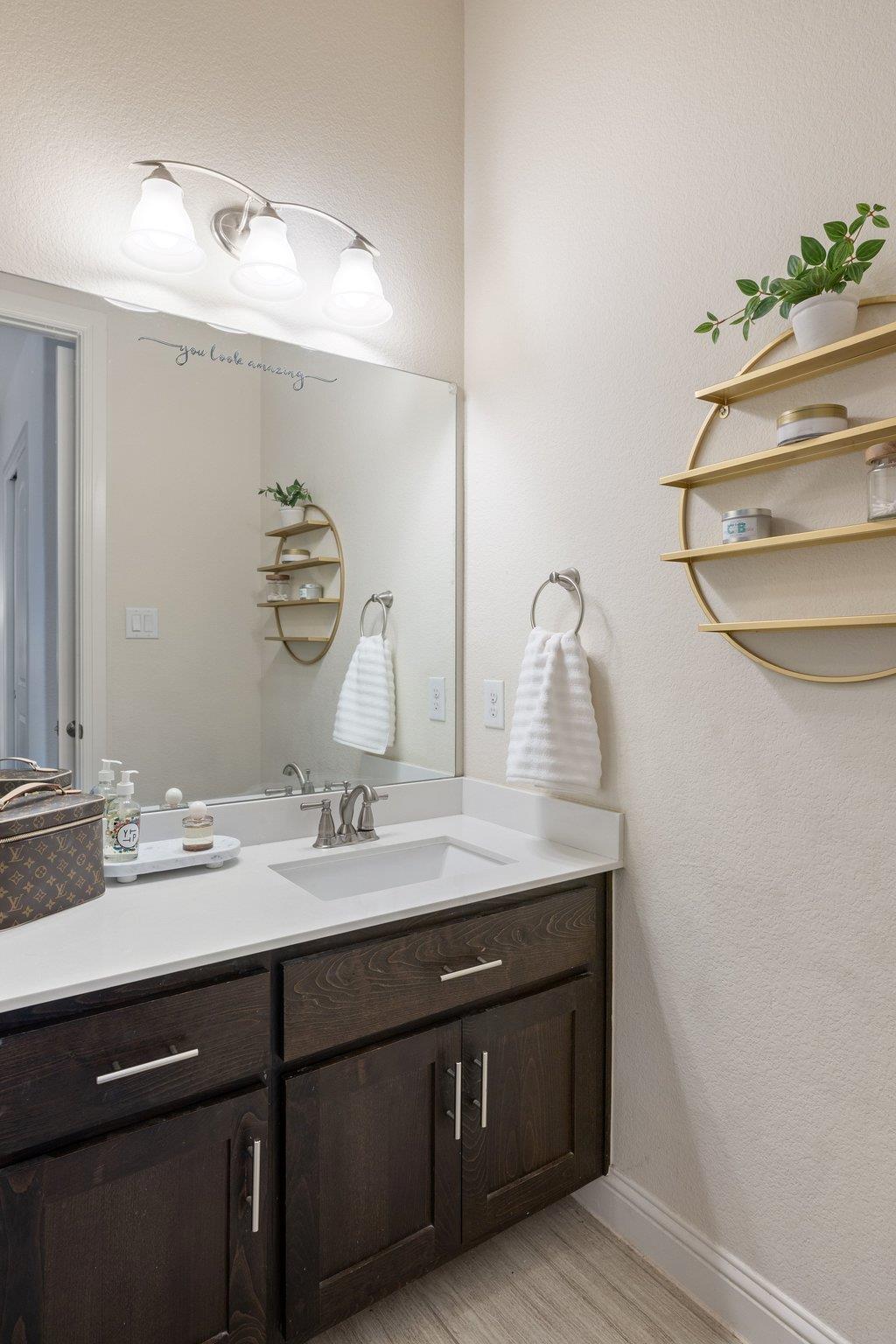 207 San Siro Cv, Austin, TX 78738