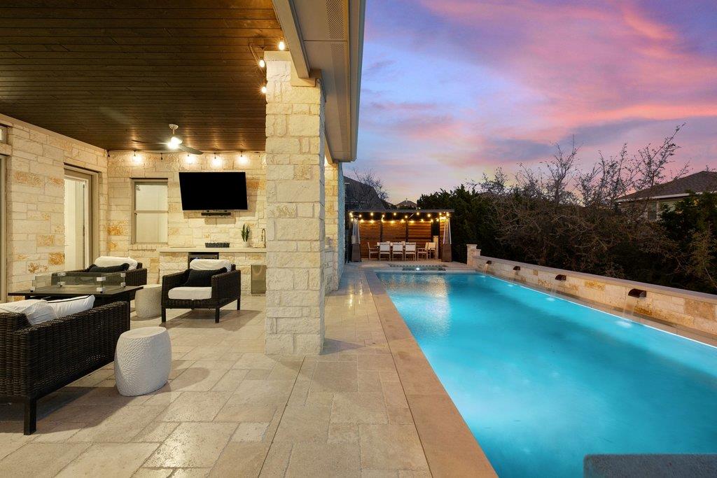 207 San Siro Cv, Austin, TX 78738