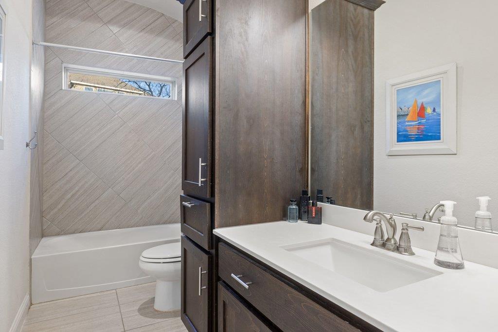 207 San Siro Cv, Austin, TX 78738