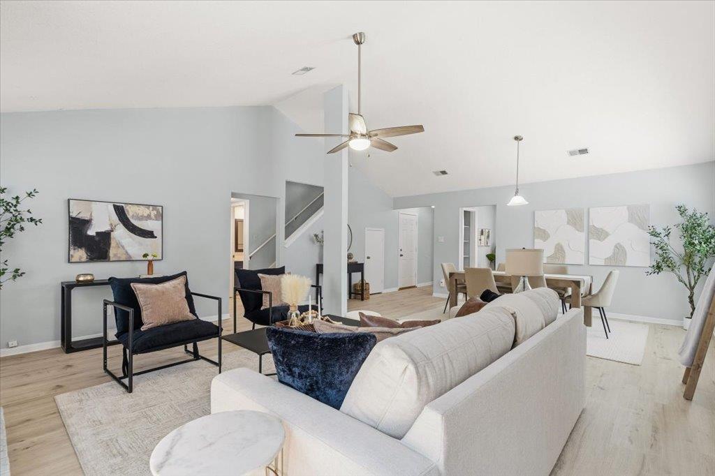 7702 Fenton Cv, Austin, TX 78736