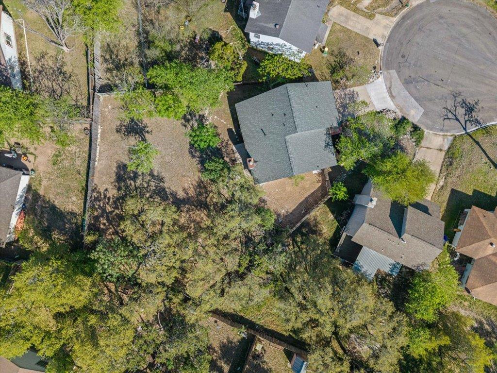 7702 Fenton Cv, Austin, TX 78736