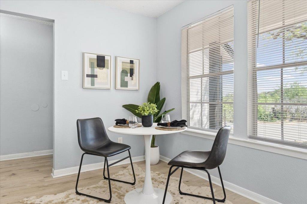 7702 Fenton Cv, Austin, TX 78736