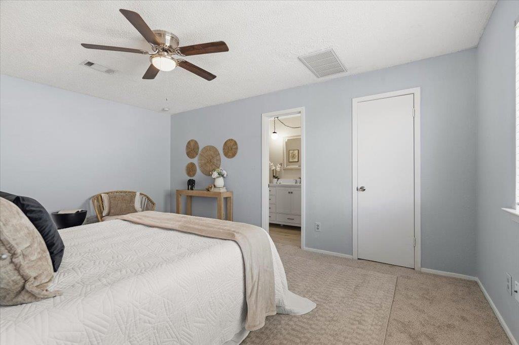 7702 Fenton Cv, Austin, TX 78736