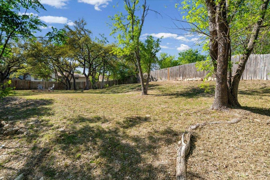 7702 Fenton Cv, Austin, TX 78736