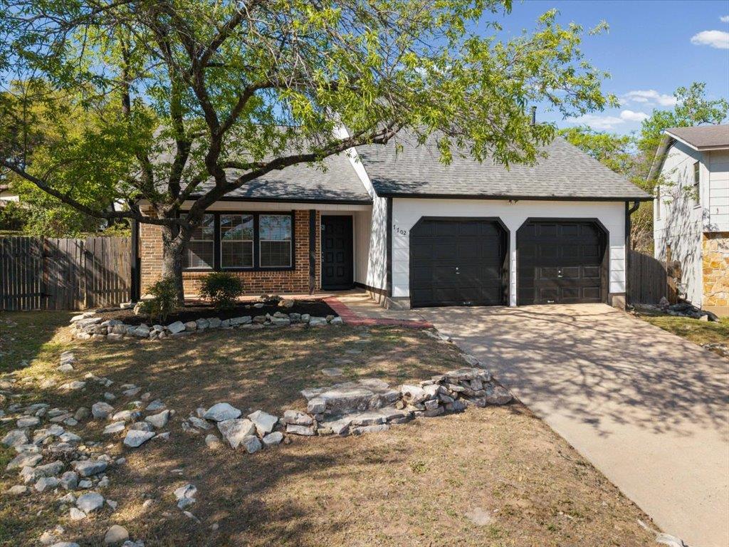 7702 Fenton Cv, Austin, TX 78736