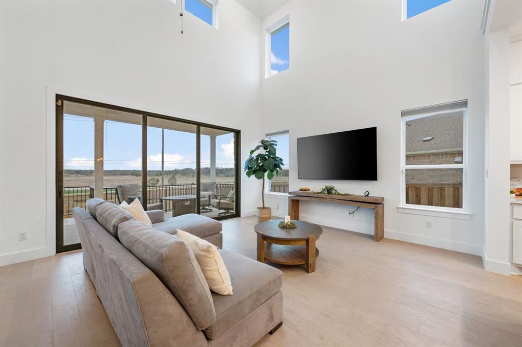 2240 Sawdust Dr, Georgetown, TX 78633