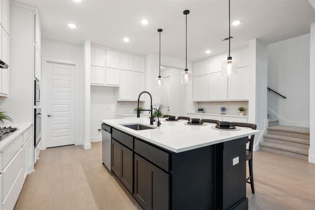 2240 Sawdust Dr, Georgetown, TX 78633