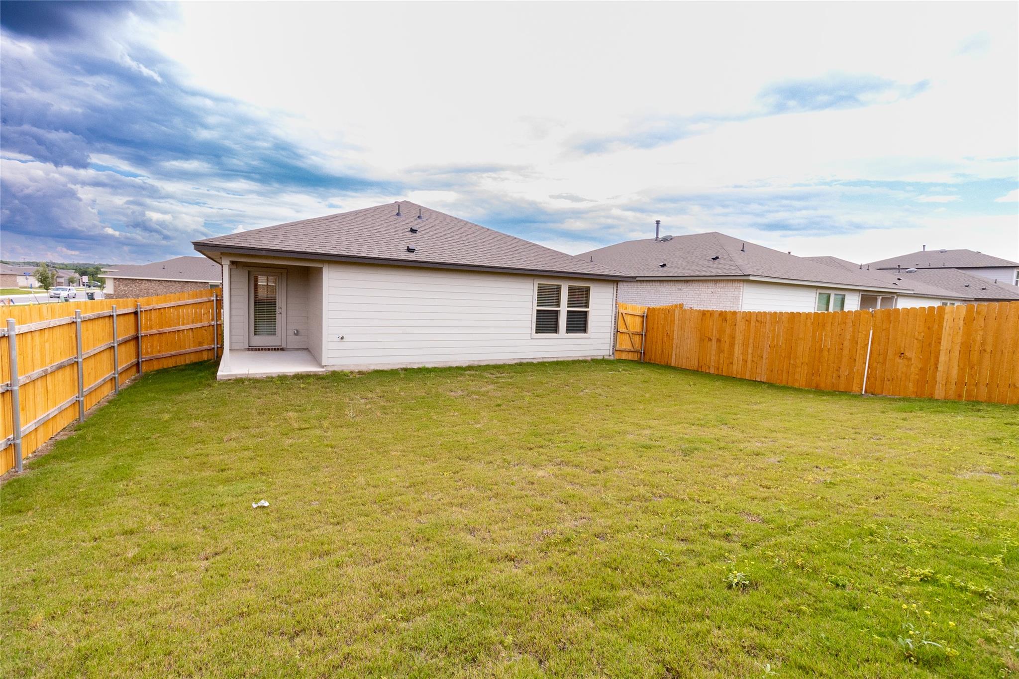 325 Coda Xing, Georgetown, TX 78633