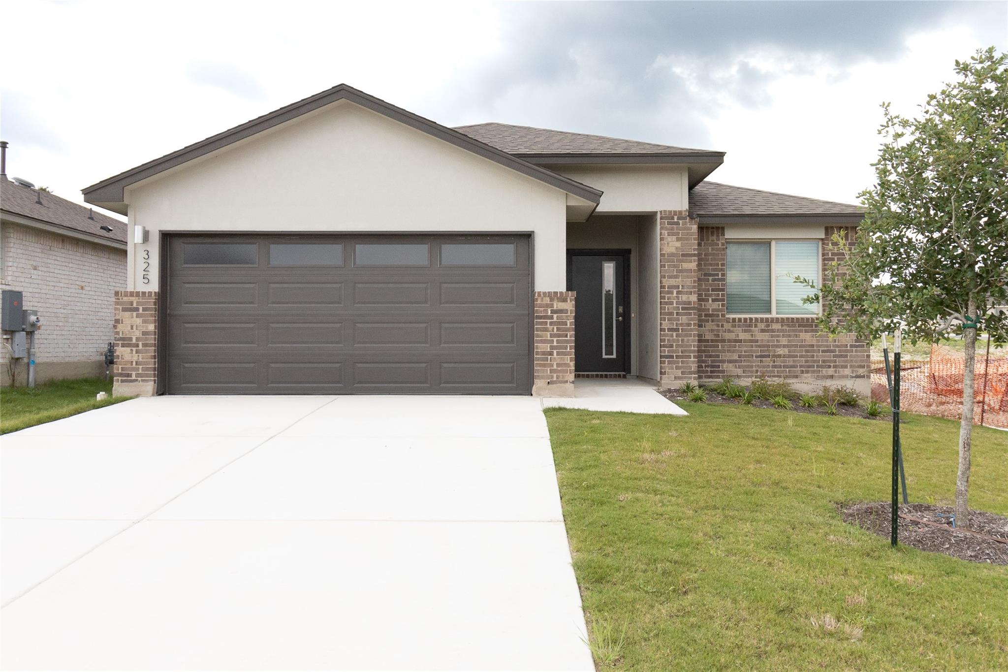 325 Coda Xing, Georgetown, TX 78633