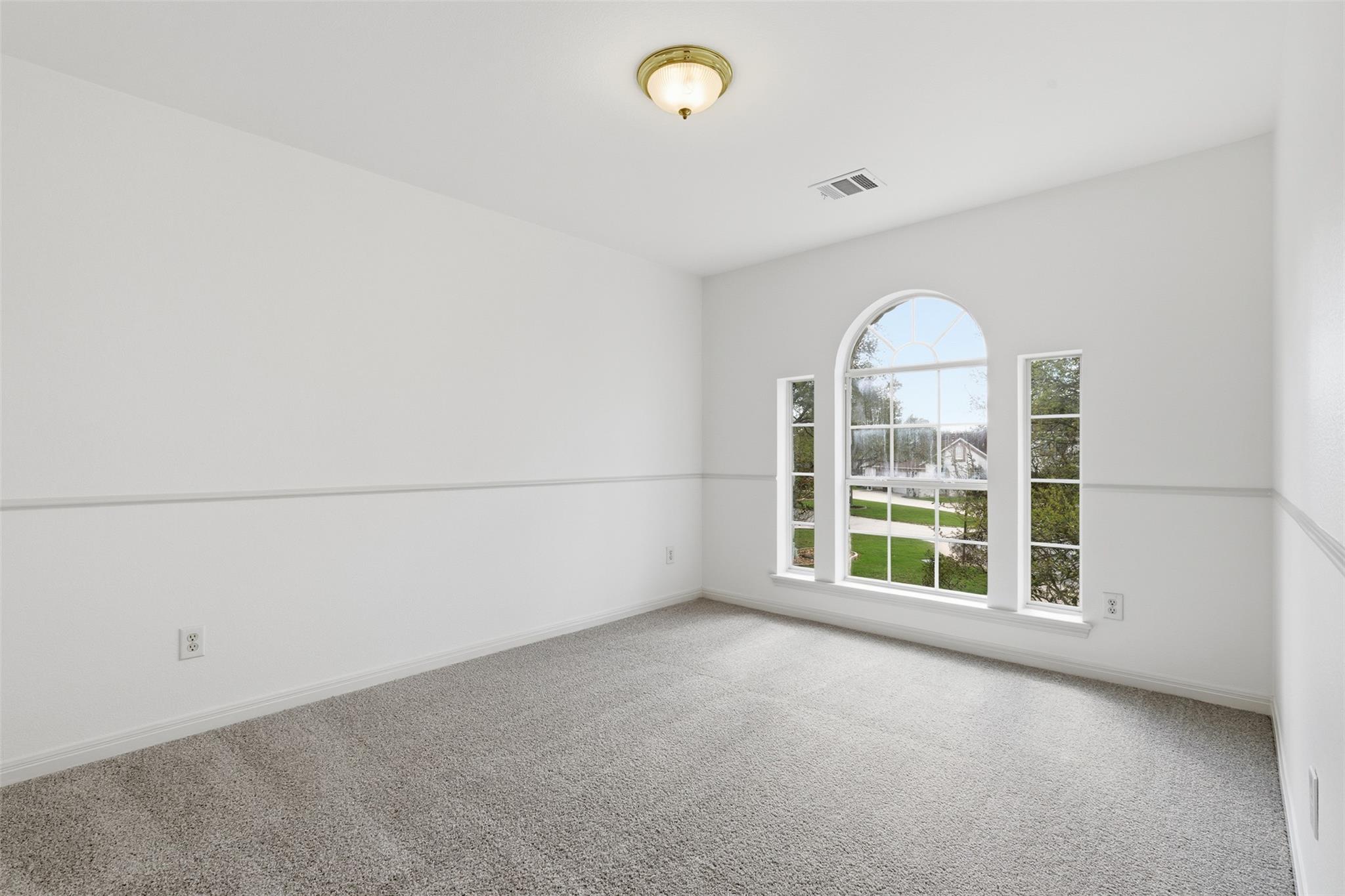 207 Silver Oak Dr, Round Rock, TX 78664