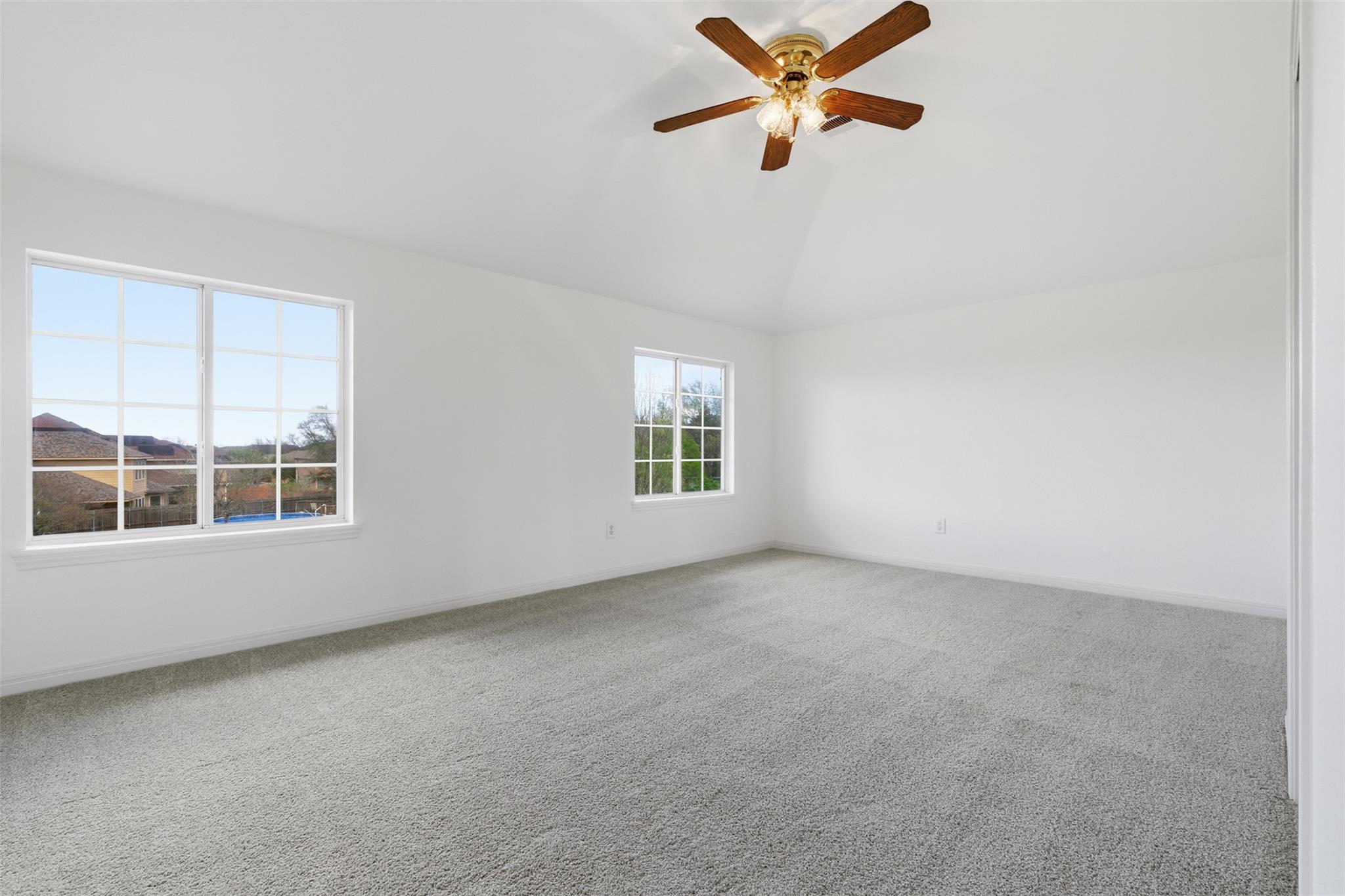 207 Silver Oak Dr, Round Rock, TX 78664