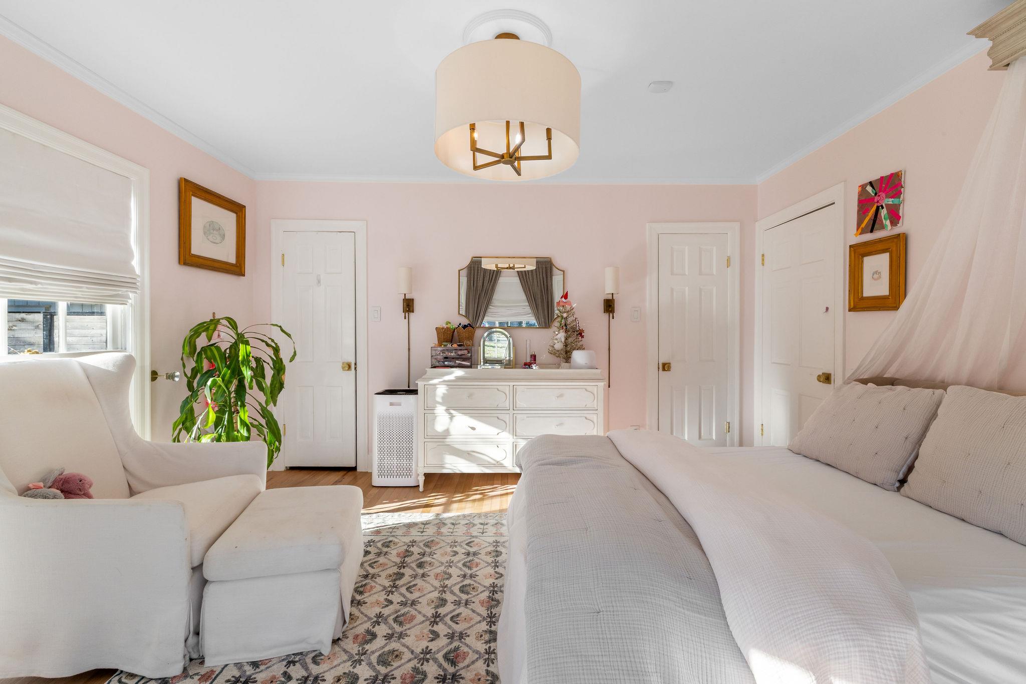 4002 Bradwood Rd, Austin, TX 78722