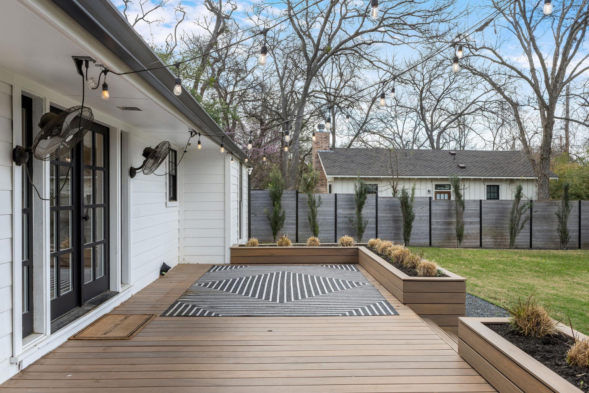 4002 Bradwood Rd, Austin, TX 78722