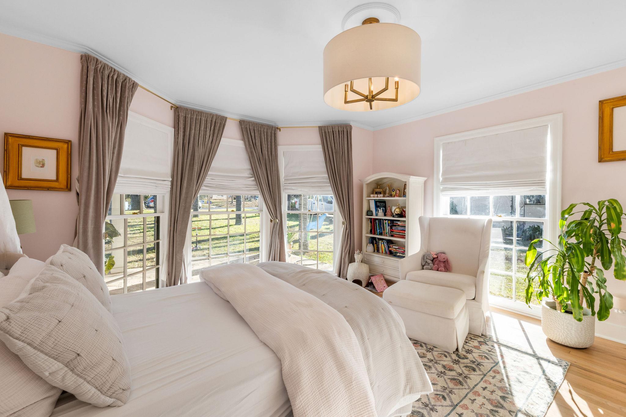 4002 Bradwood Rd, Austin, TX 78722