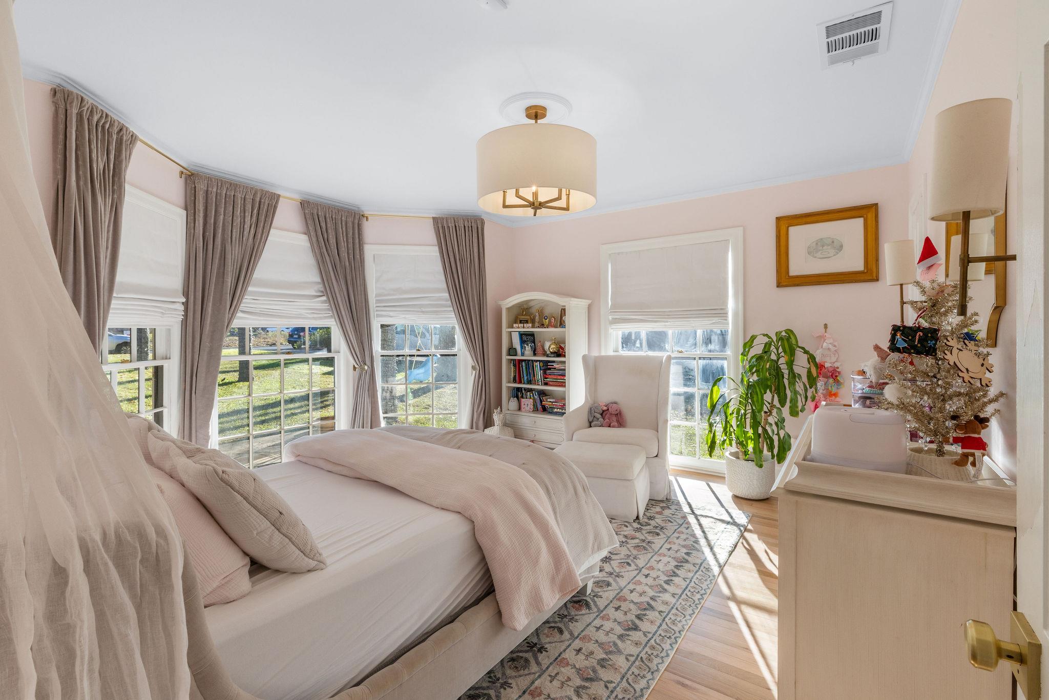 4002 Bradwood Rd, Austin, TX 78722