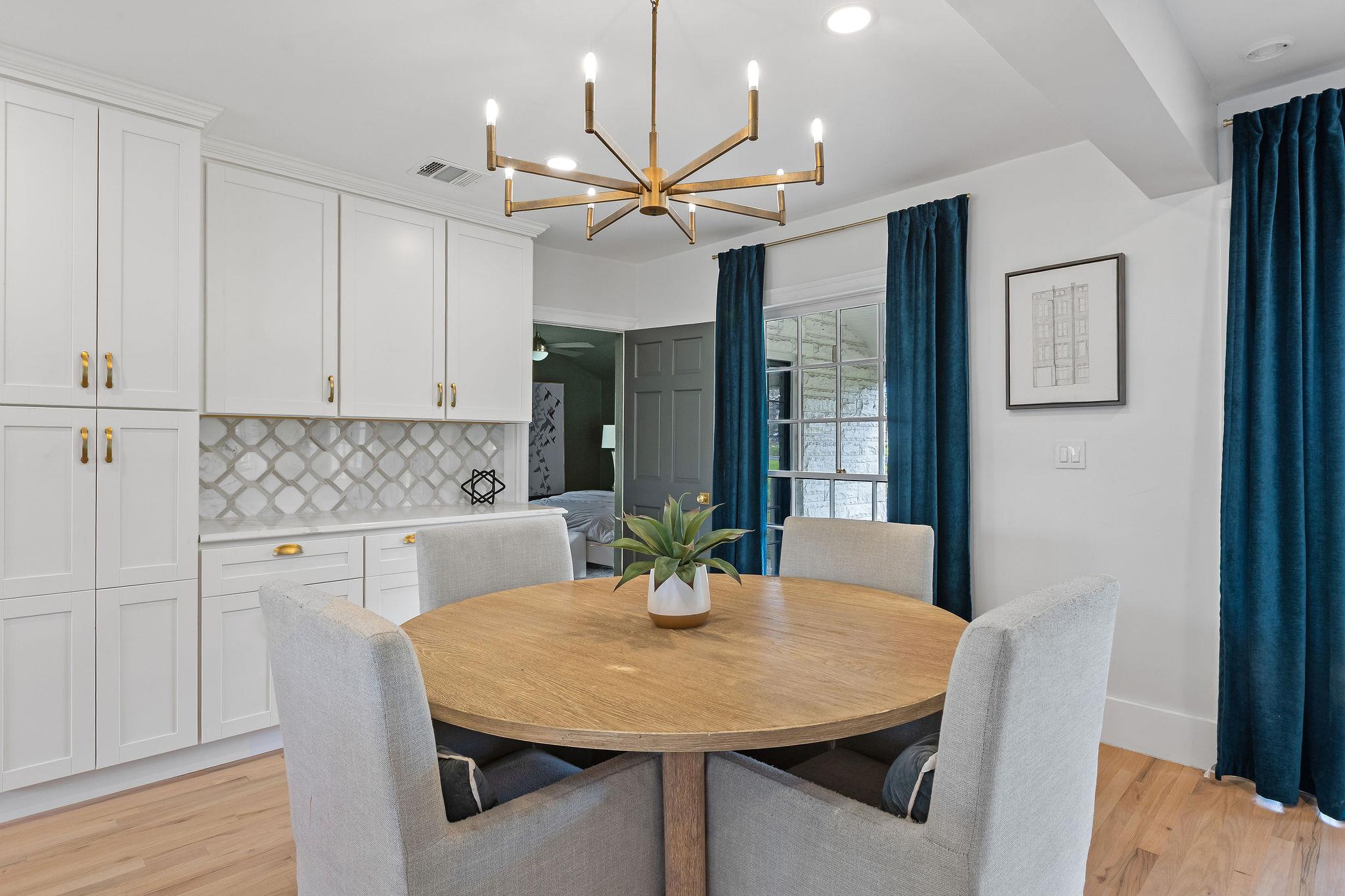 4002 Bradwood Rd, Austin, TX 78722