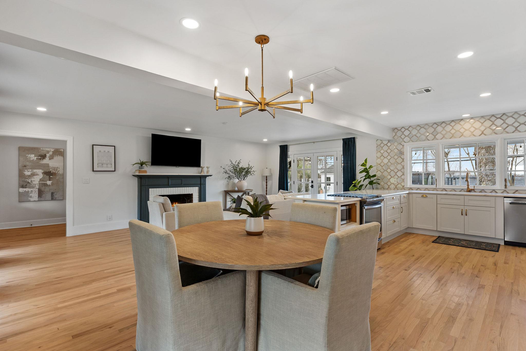 4002 Bradwood Rd, Austin, TX 78722