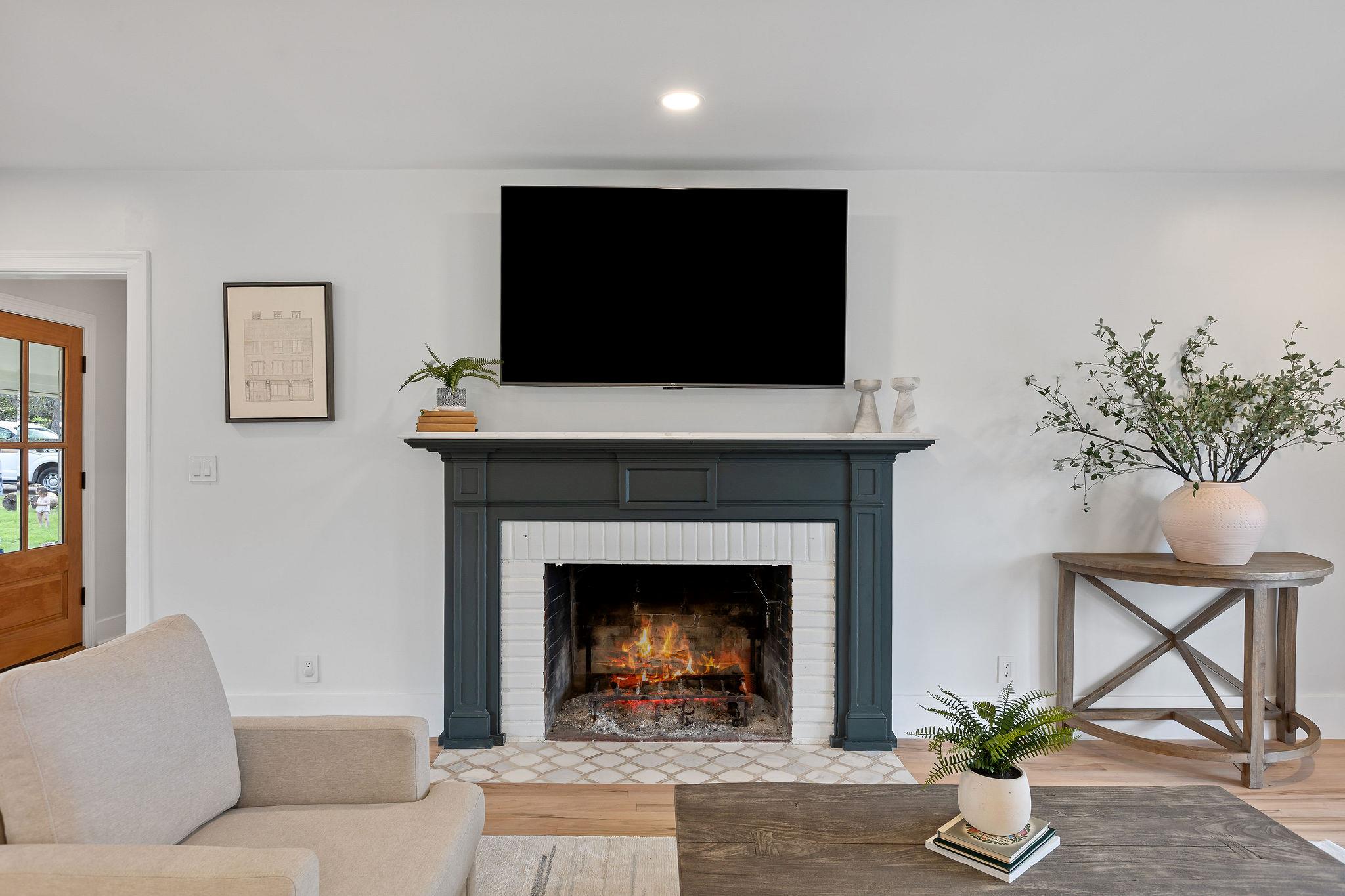 4002 Bradwood Rd, Austin, TX 78722