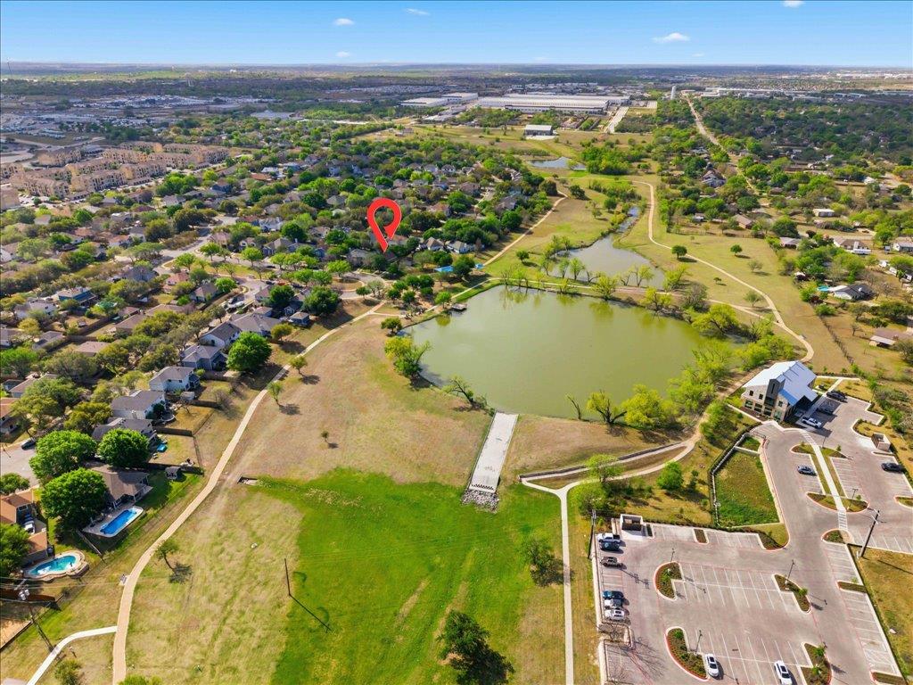 137 Crescent Dr, Buda, TX 78610