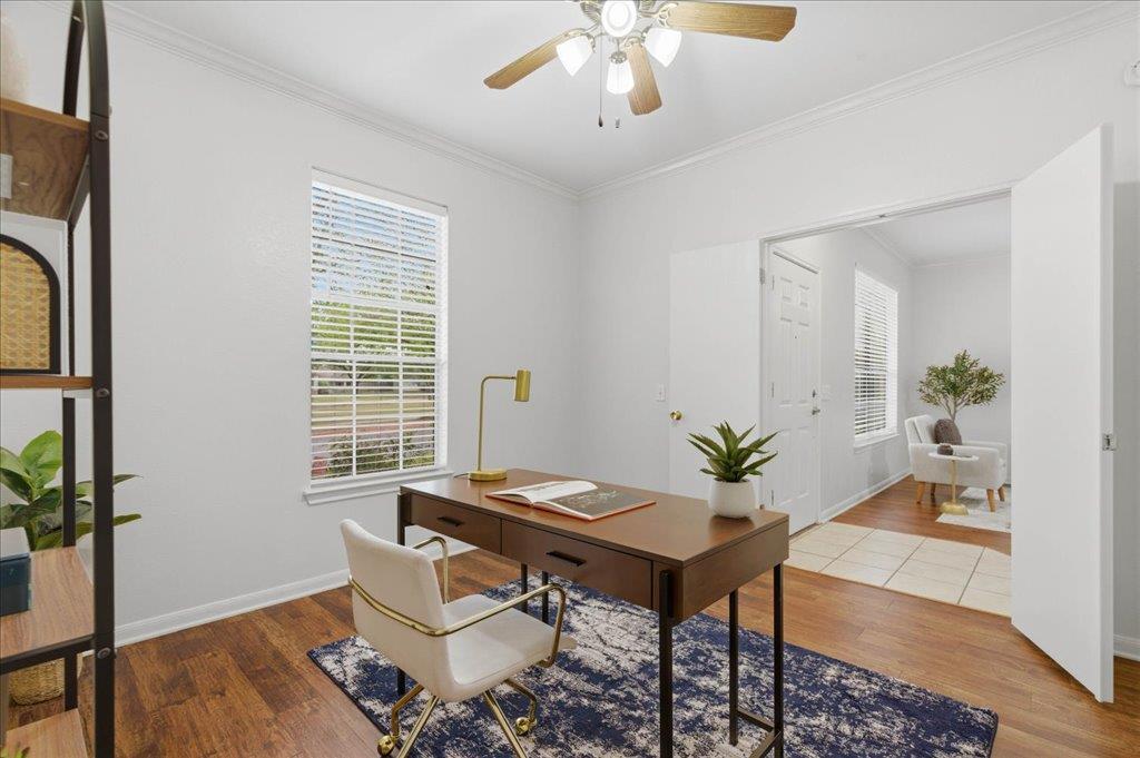 137 Crescent Dr, Buda, TX 78610