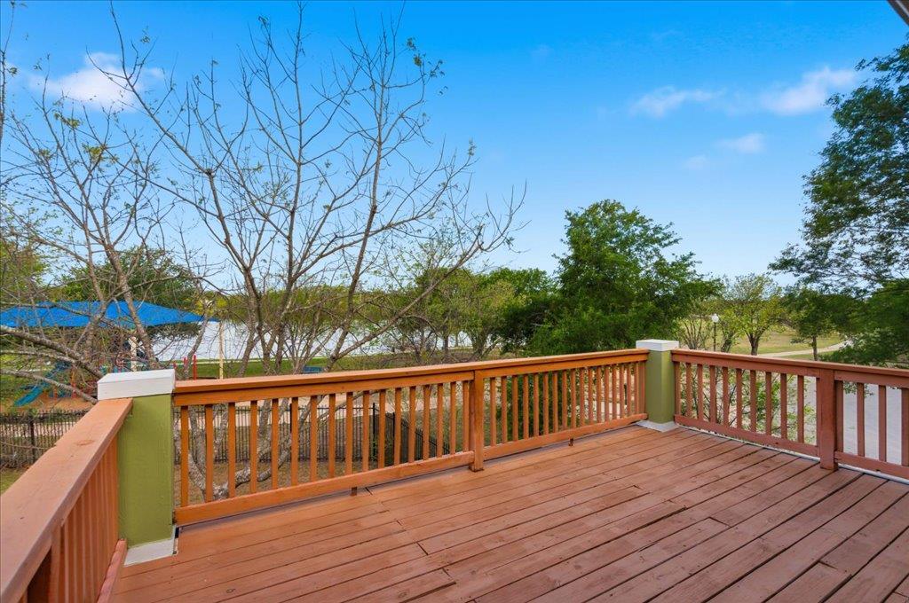 137 Crescent Dr, Buda, TX 78610