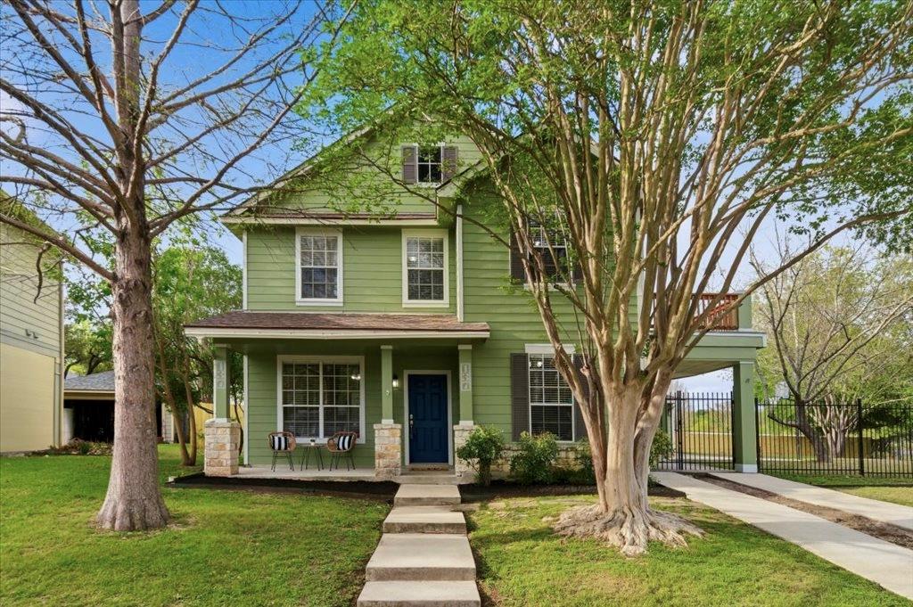 137 Crescent Dr, Buda, TX 78610