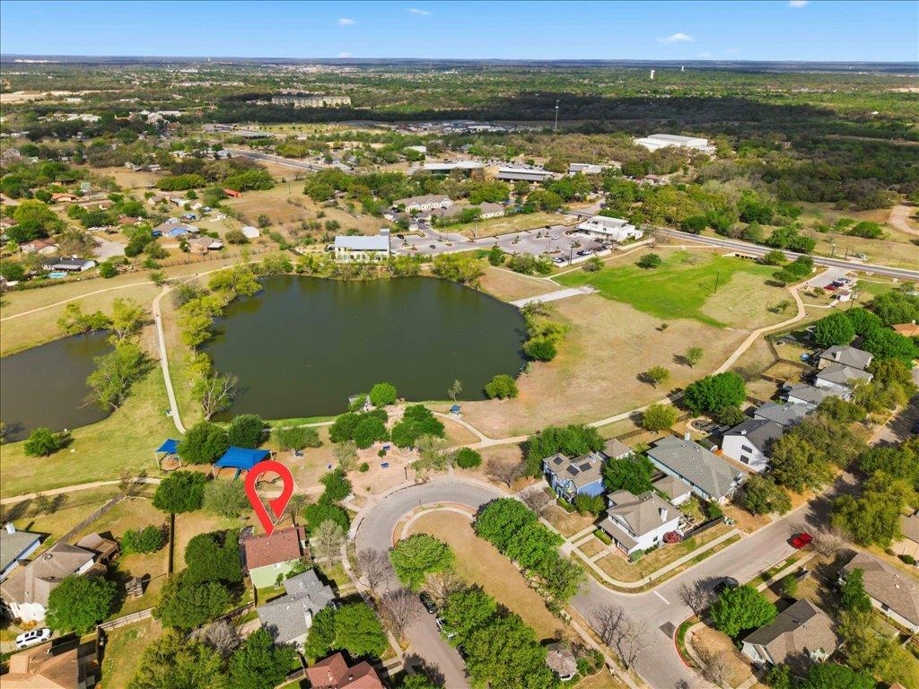 137 Crescent Dr, Buda, TX 78610