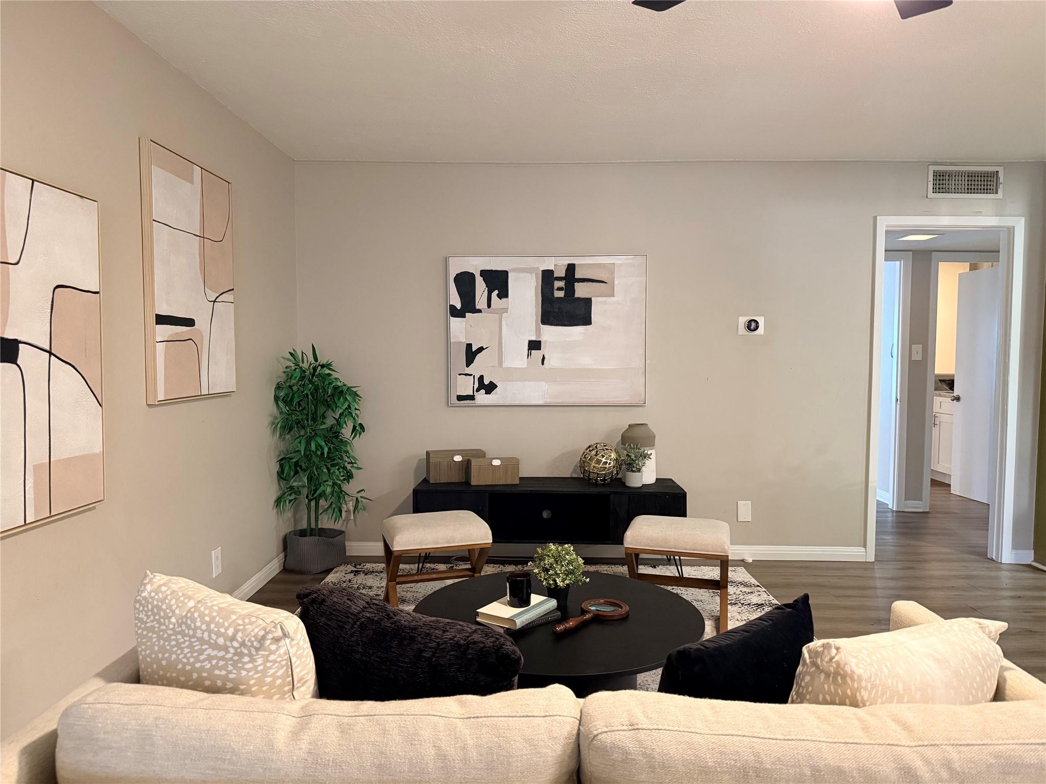 1240 Barton Hills Dr # 105, Austin, TX 78704