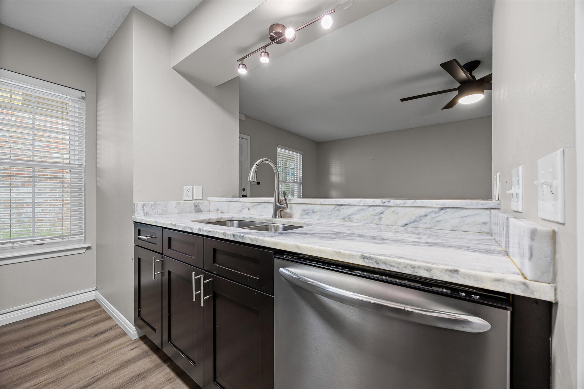 1240 Barton Hills Dr # 105, Austin, TX 78704