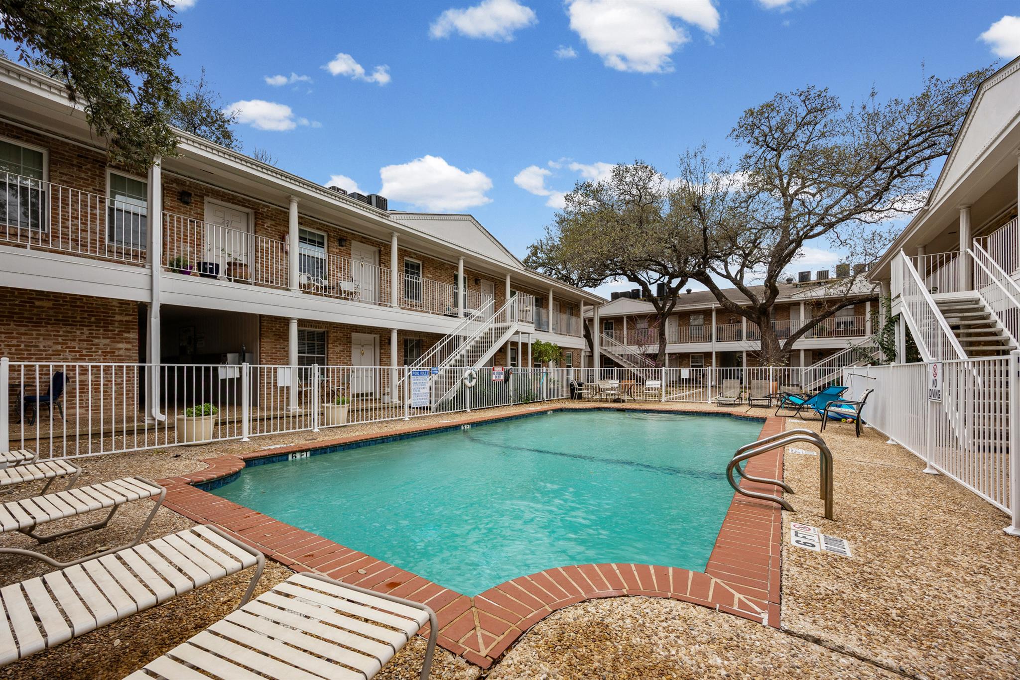 1240 Barton Hills Dr # 105, Austin, TX 78704