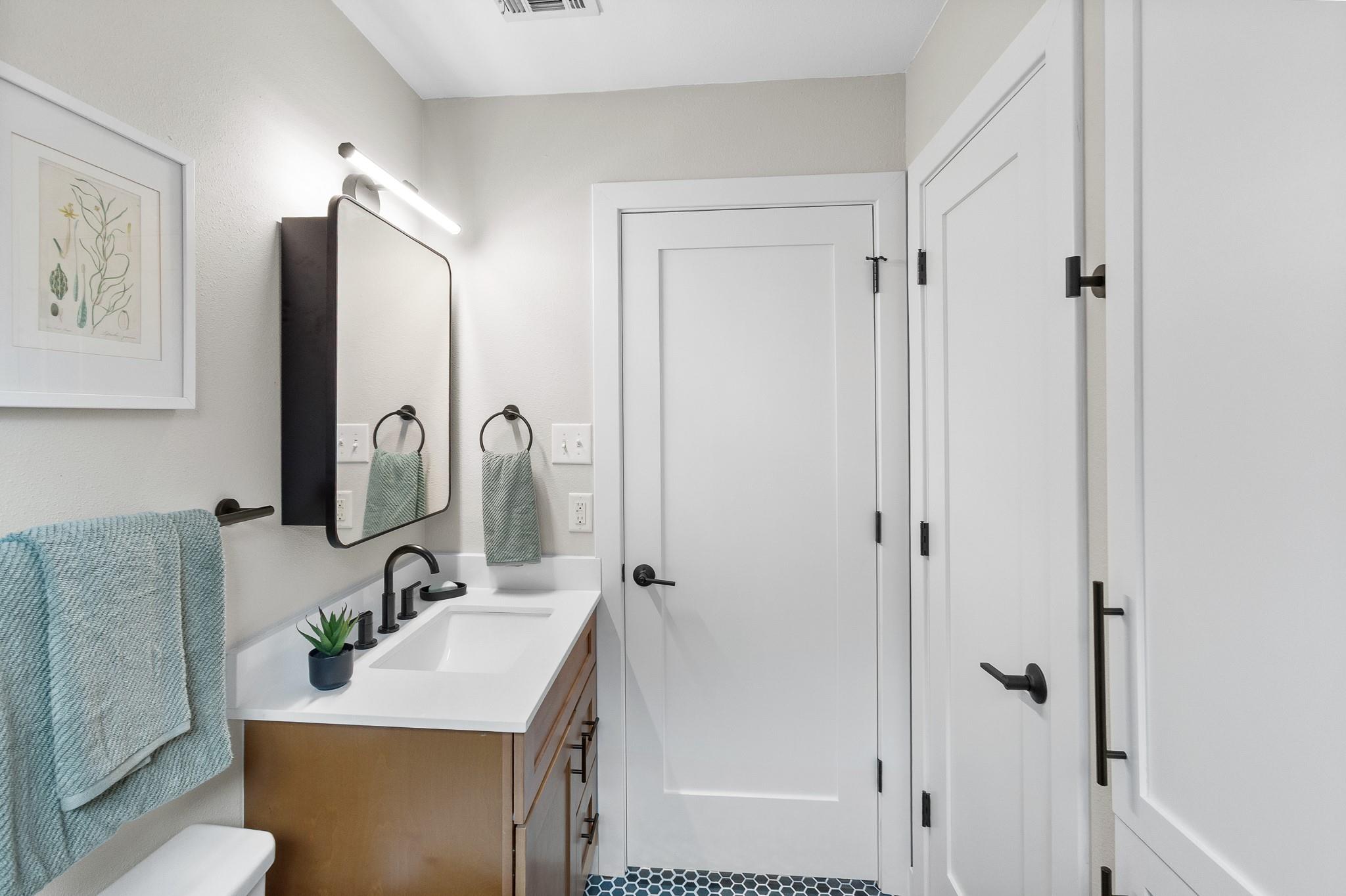 1408 Valleyridge Dr # A & B, Austin, TX 78704