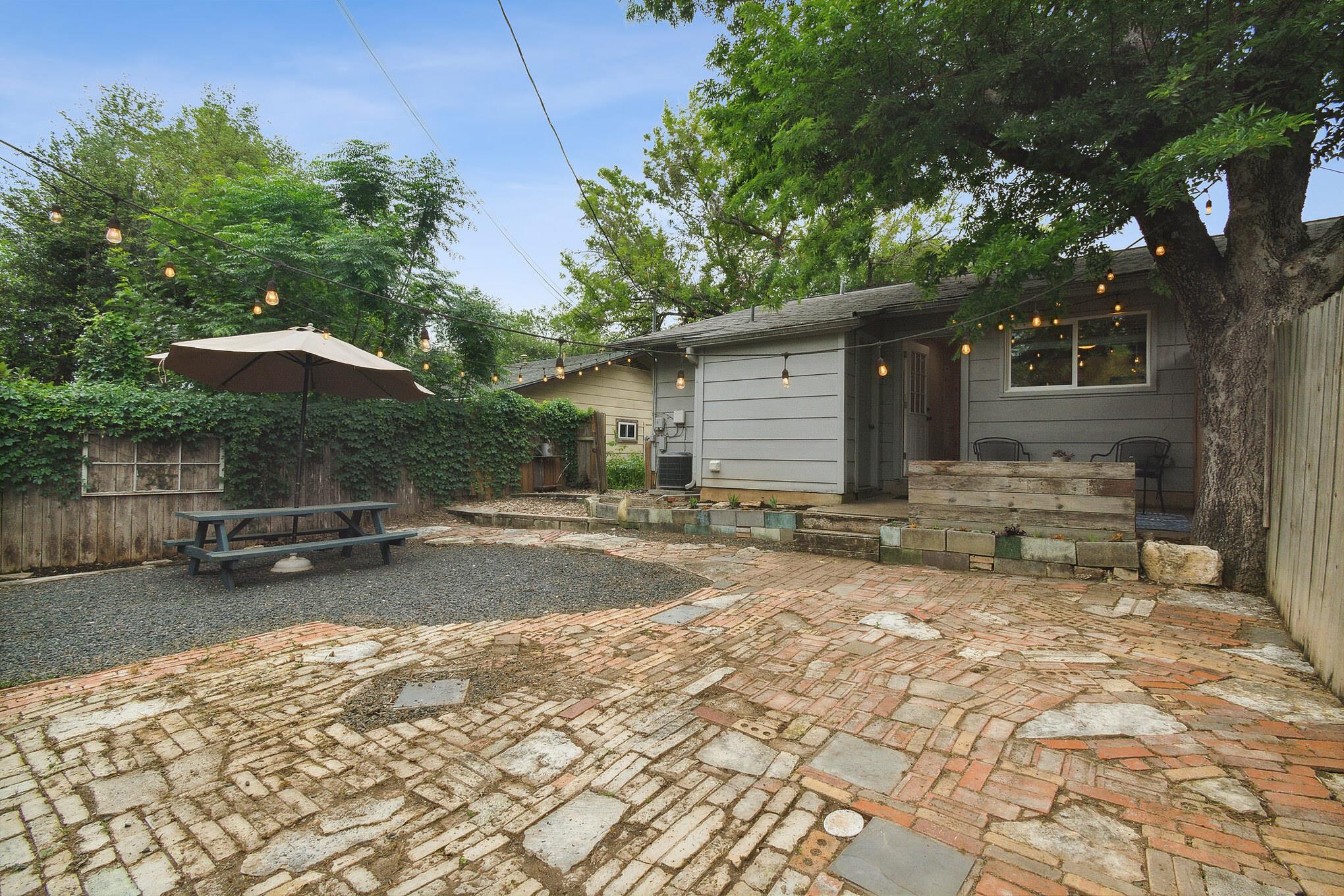 1408 Valleyridge Dr # A & B, Austin, TX 78704