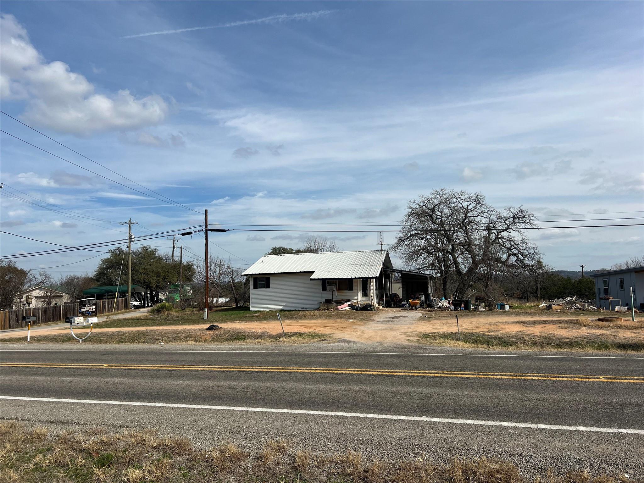 1034 Ranch Road 2545, Kingsland, TX 78639