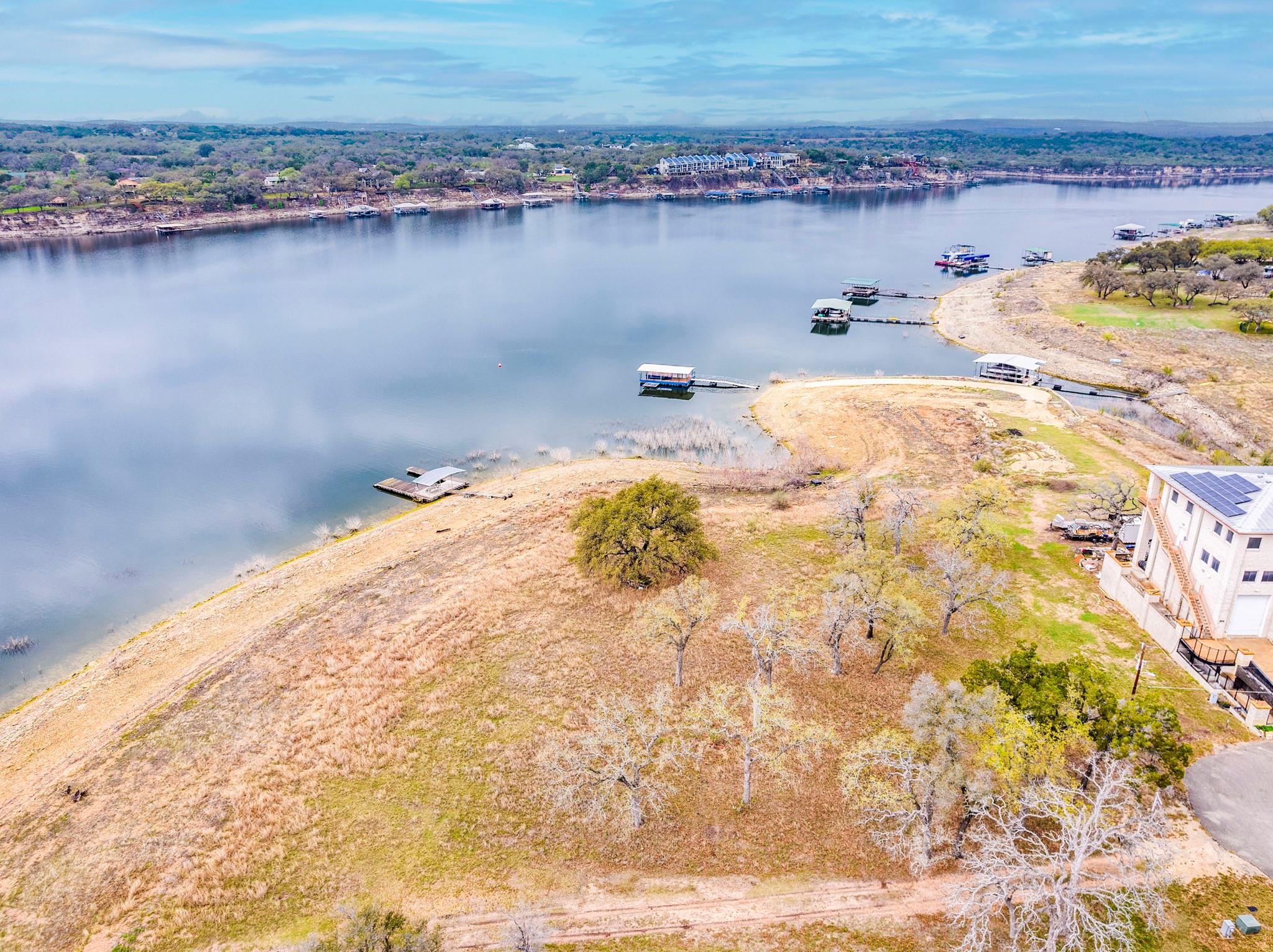 1202 Dusk Ct, Lago Vista, TX 78645