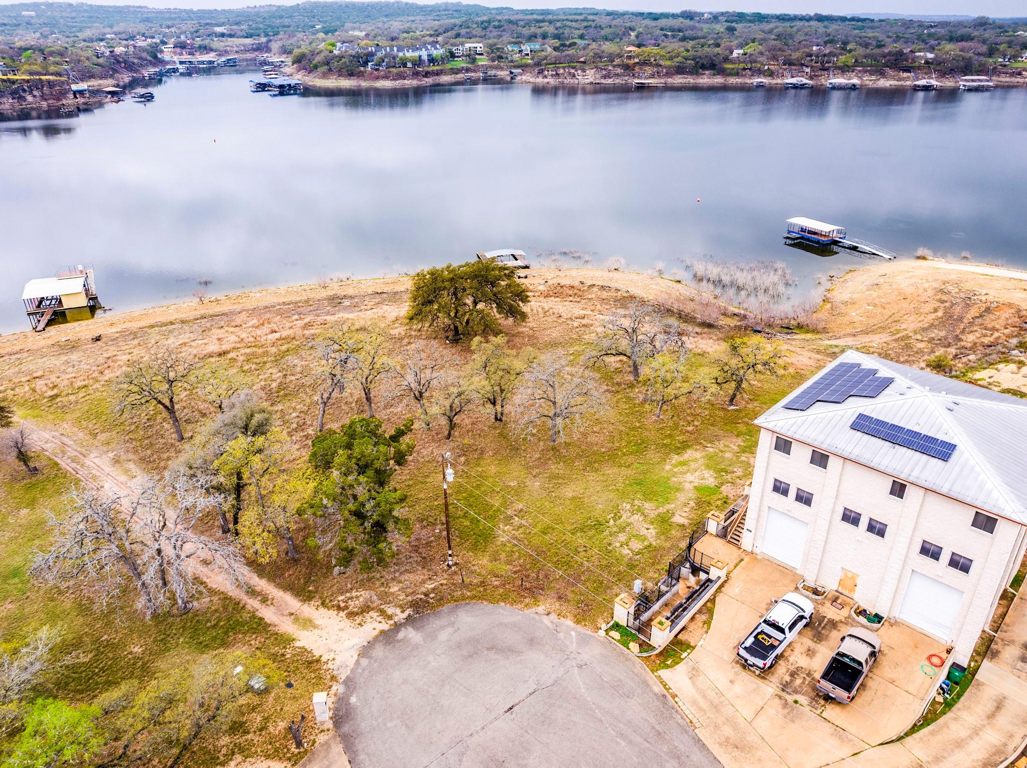 1202 Dusk Ct, Lago Vista, TX 78645