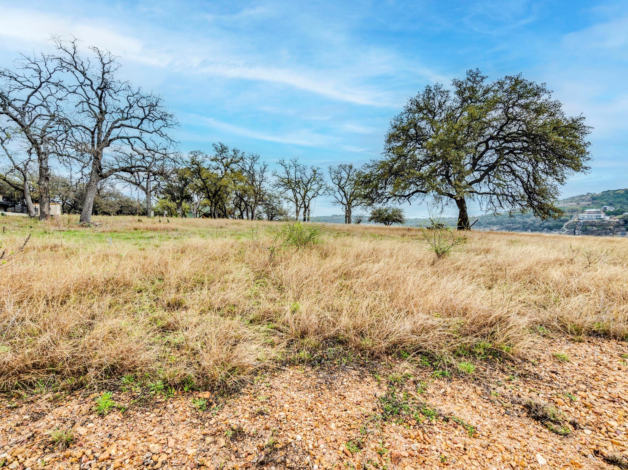 1202 Dusk Ct, Lago Vista, TX 78645