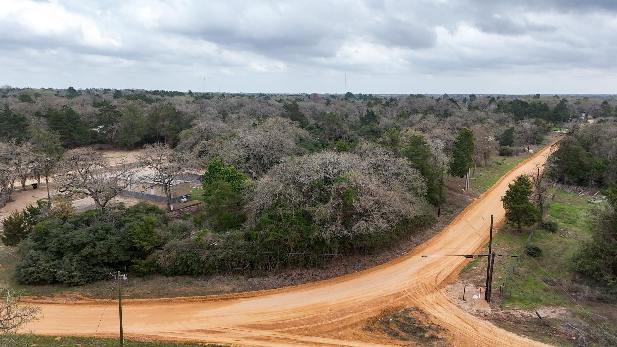 1244 Yaupon Dr, Caldwell, TX 77836