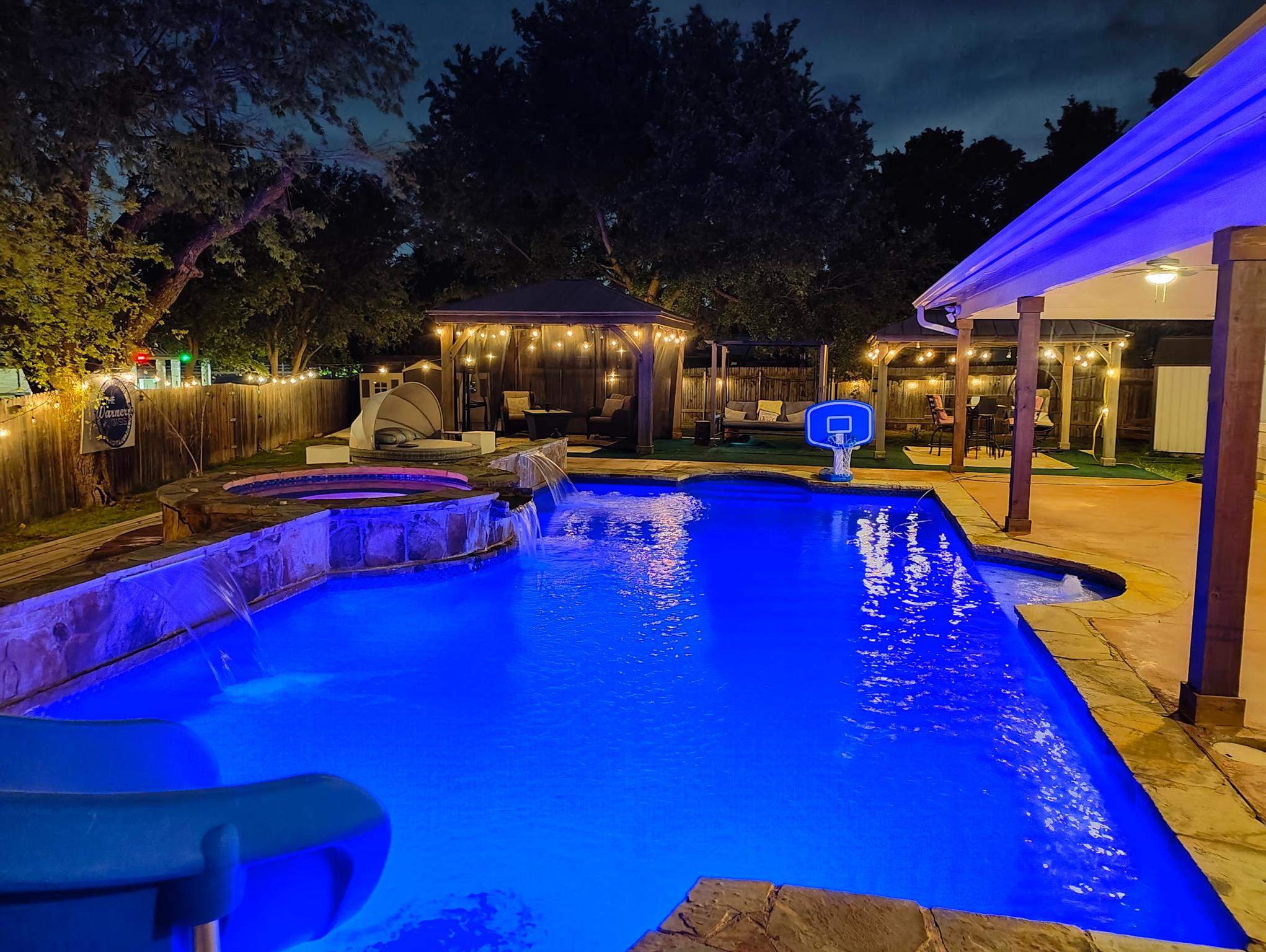 8002 Woodhall Cv, Austin, TX 78717