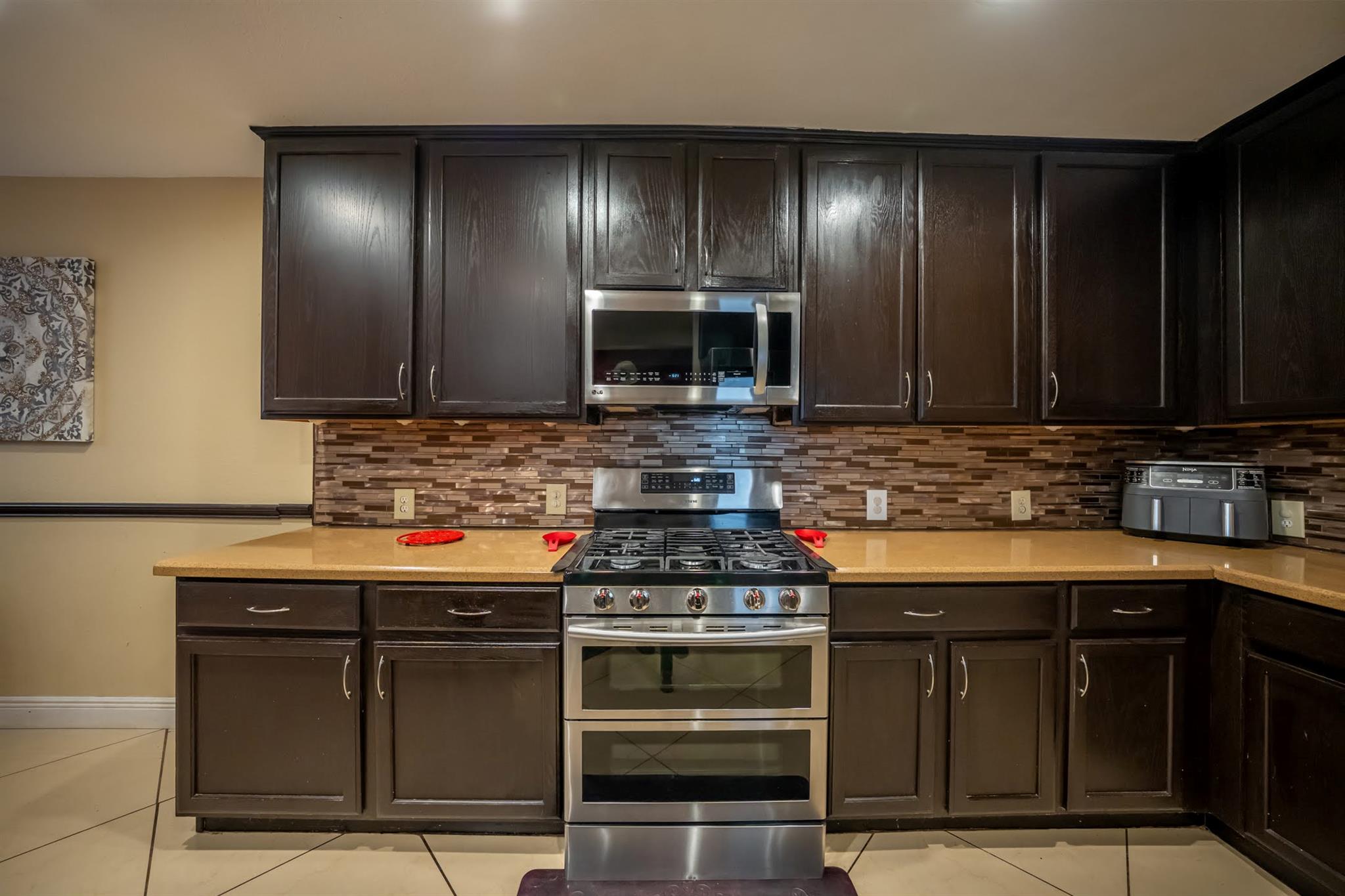 8002 Woodhall Cv, Austin, TX 78717