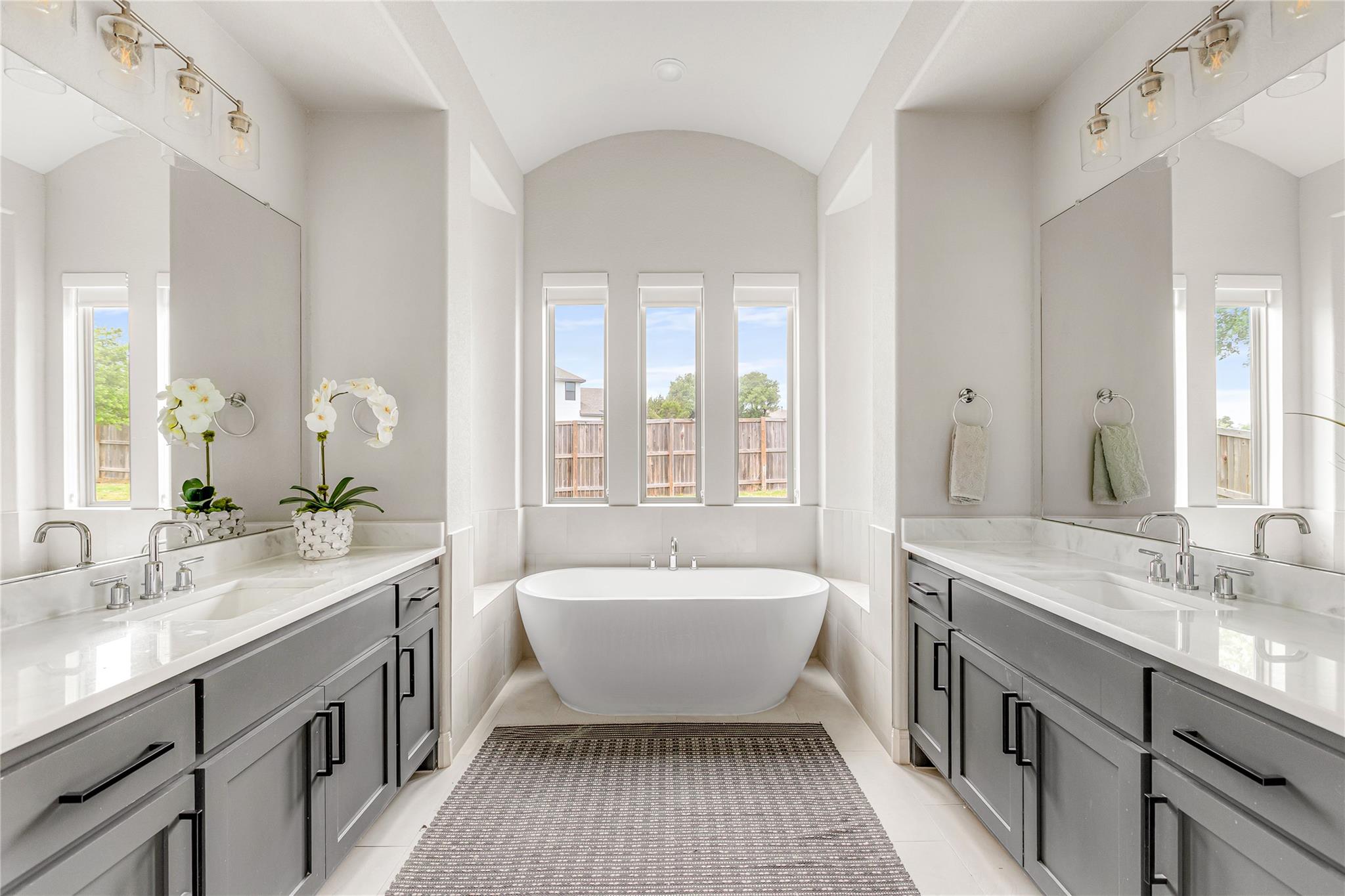 438 Premier Park Loop, Dripping Springs, TX 78620