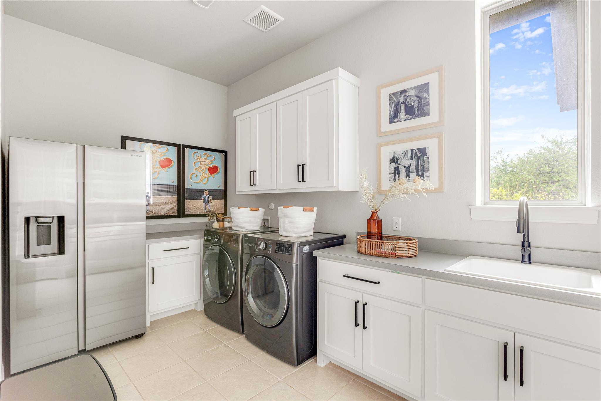 438 Premier Park Loop, Dripping Springs, TX 78620