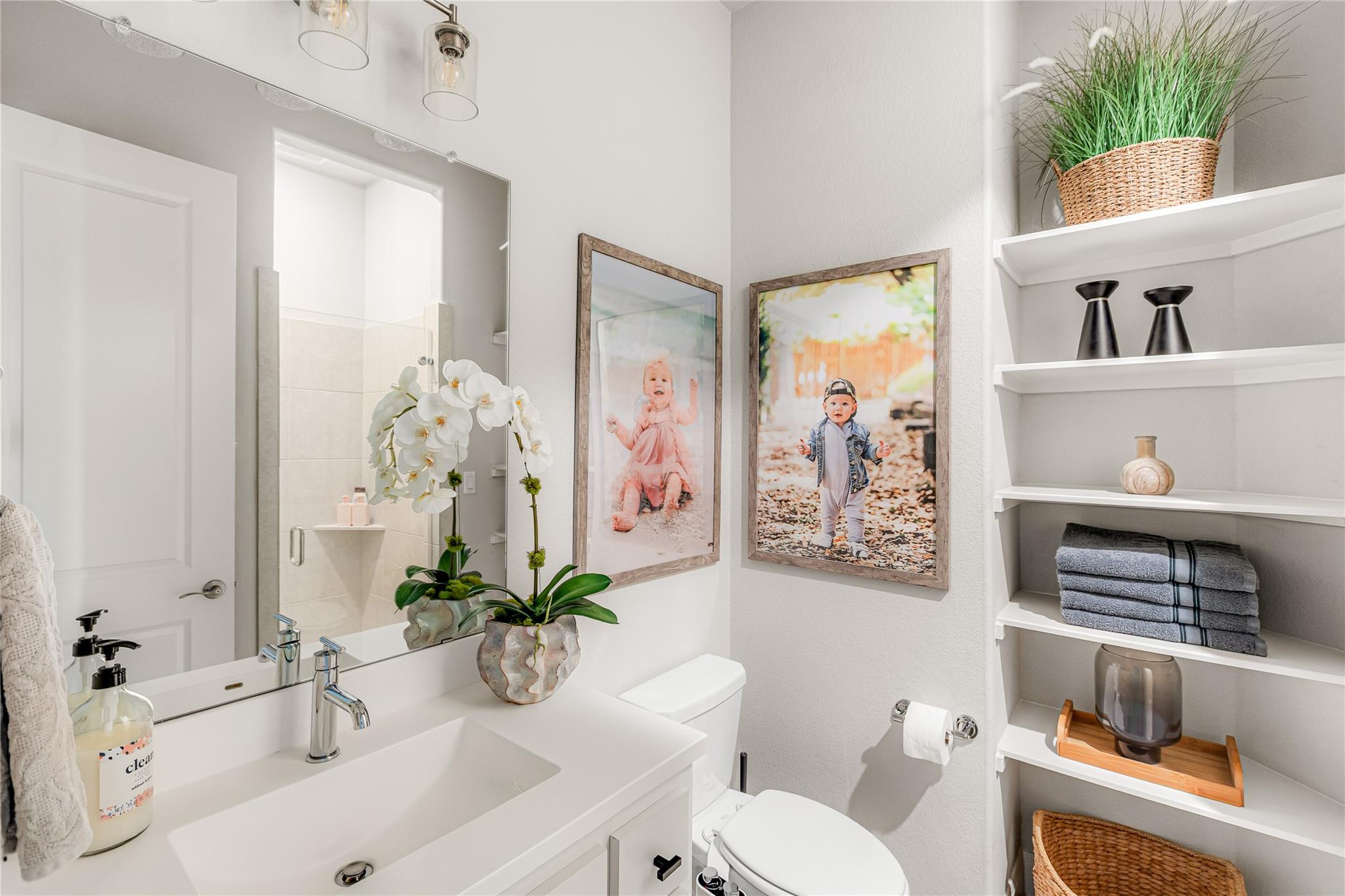 438 Premier Park Loop, Dripping Springs, TX 78620