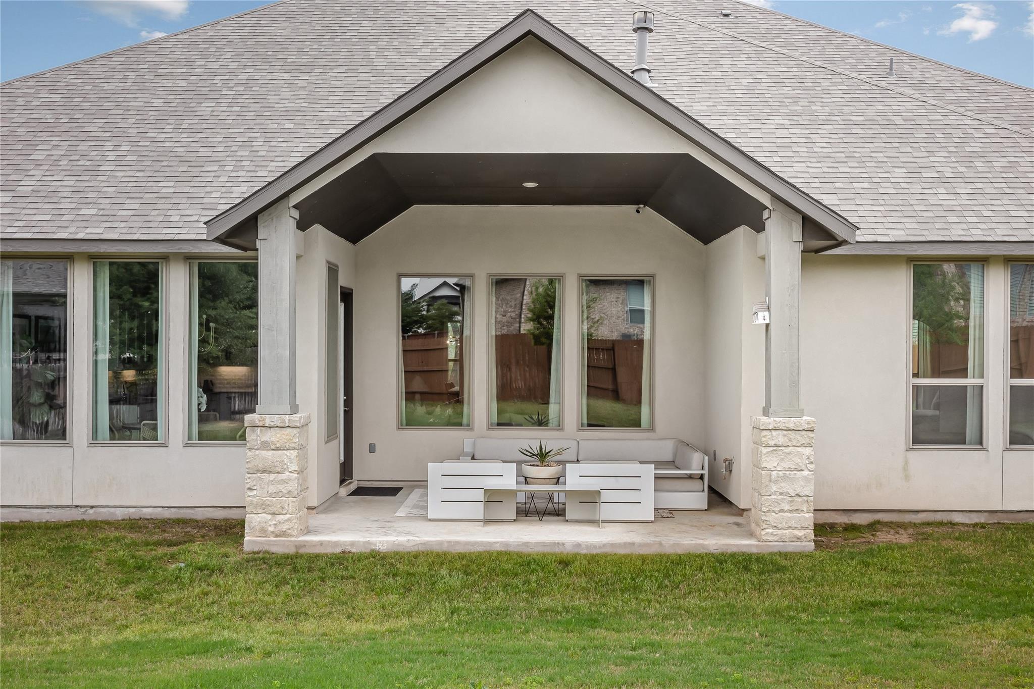 438 Premier Park Loop, Dripping Springs, TX 78620