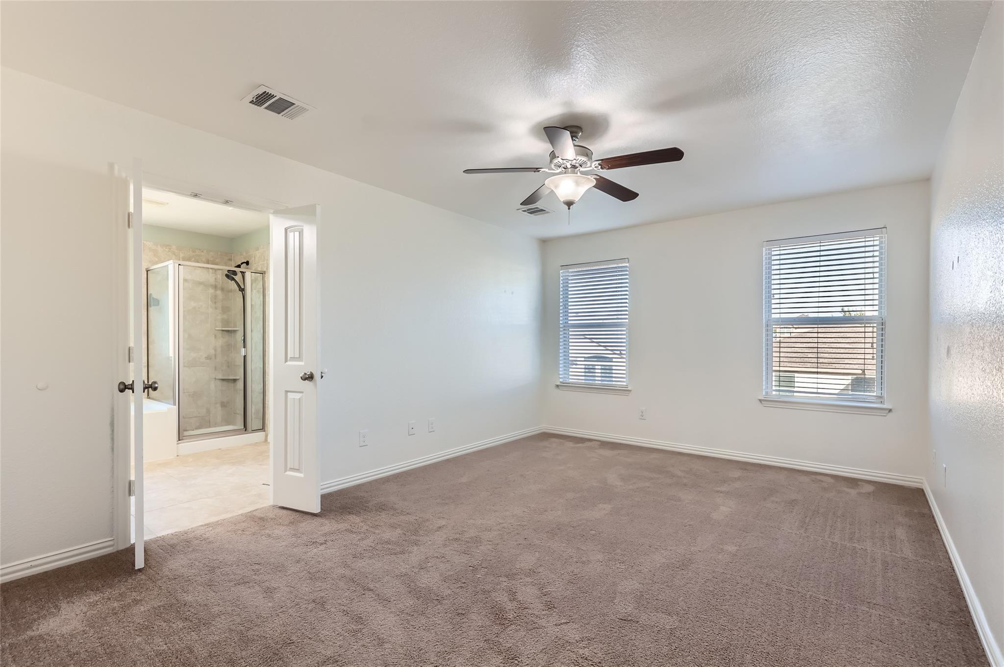 153 Ammonite Ln, Jarrell, TX 76537